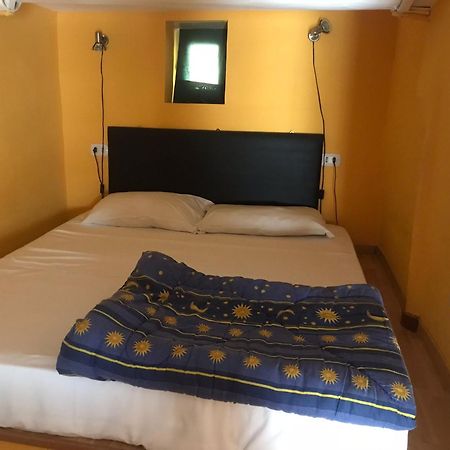Guide Tour Apartments Napoli Eksteriør bilde