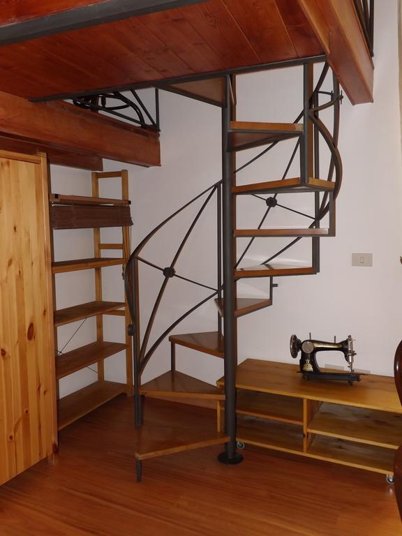 Guide Tour Apartments Napoli Eksteriør bilde