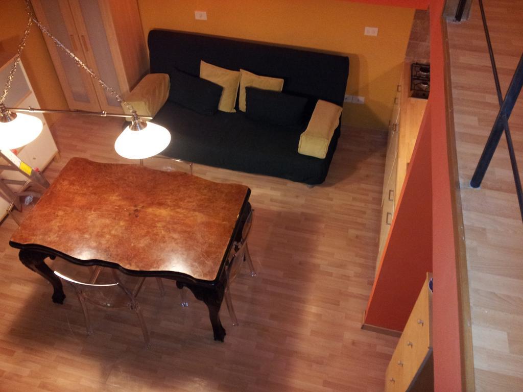 Guide Tour Apartments Napoli Eksteriør bilde
