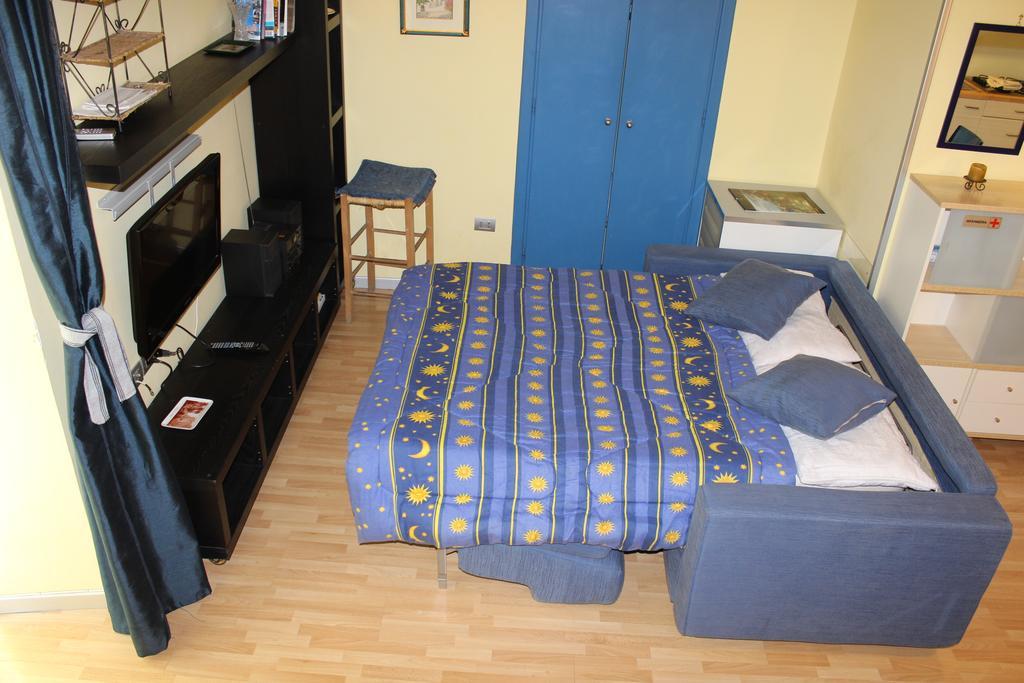 Guide Tour Apartments Napoli Eksteriør bilde