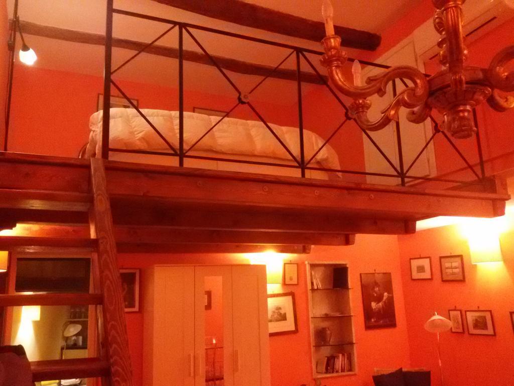 Guide Tour Apartments Napoli Eksteriør bilde